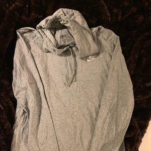 Nike pull over